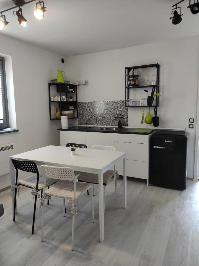 Apartma Ziva Hiska 92 Daire Catez ob Savi Dış mekan fotoğraf